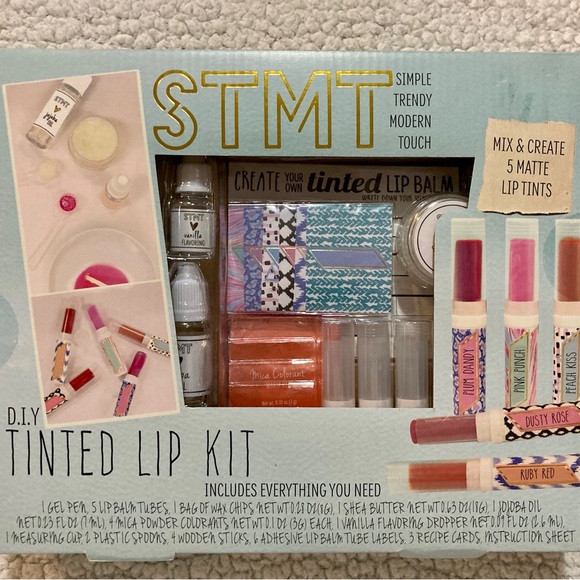 BNIB STMT DIY Tinted Lip Kit by Horizon Group - Picture 14 of 14
